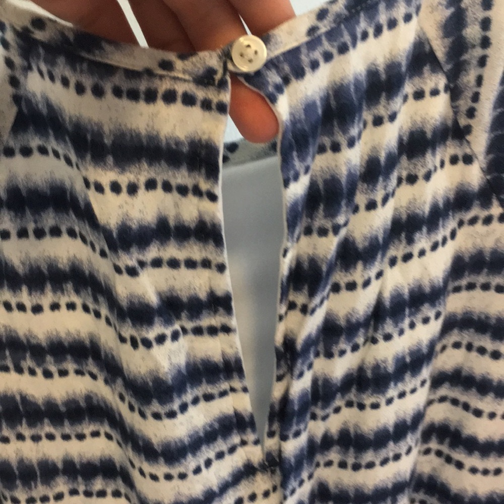 Dress - Picture 5 of 6